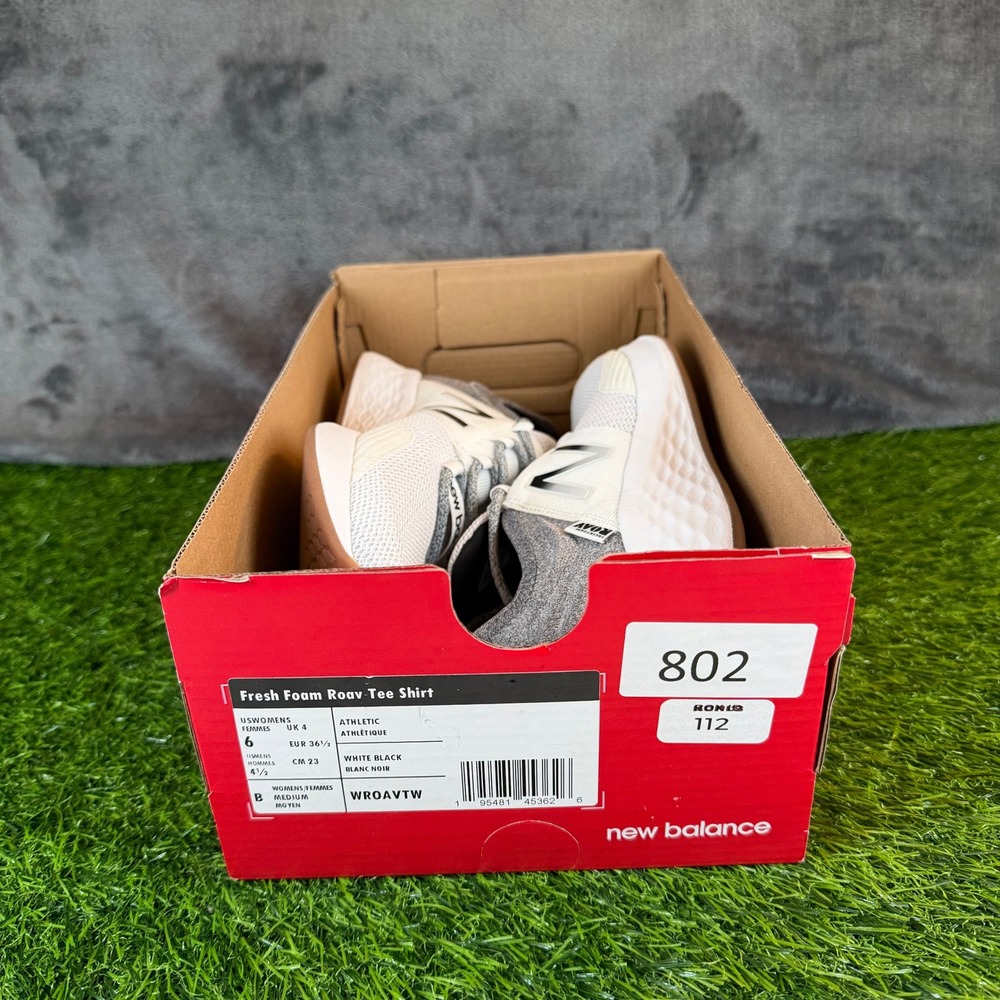 New Balance Fresh Foam Roav Tee Shirt Running Shoes White Grey Womens size 6 - Picture 13 of 13